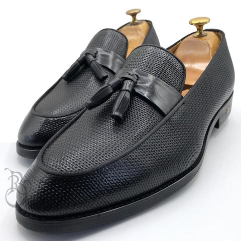 Lv. Textured Tasseled Shoe | Black Exotic Shoe