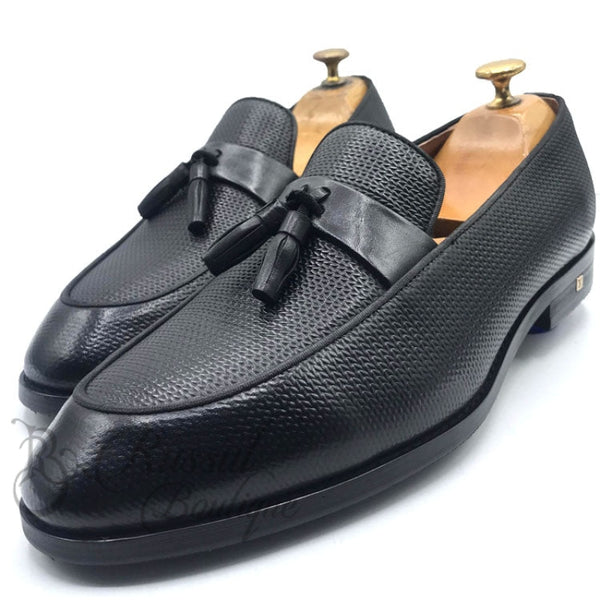 Lv. Textured Tasseled Shoe | Black Exotic Shoe