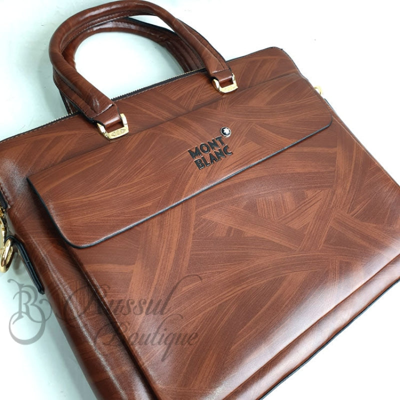 Da Milano Laptop Bags : Buy Da Milano Genuine Leather Maroon Laptop Sleeve  Online | Nykaa Fashion